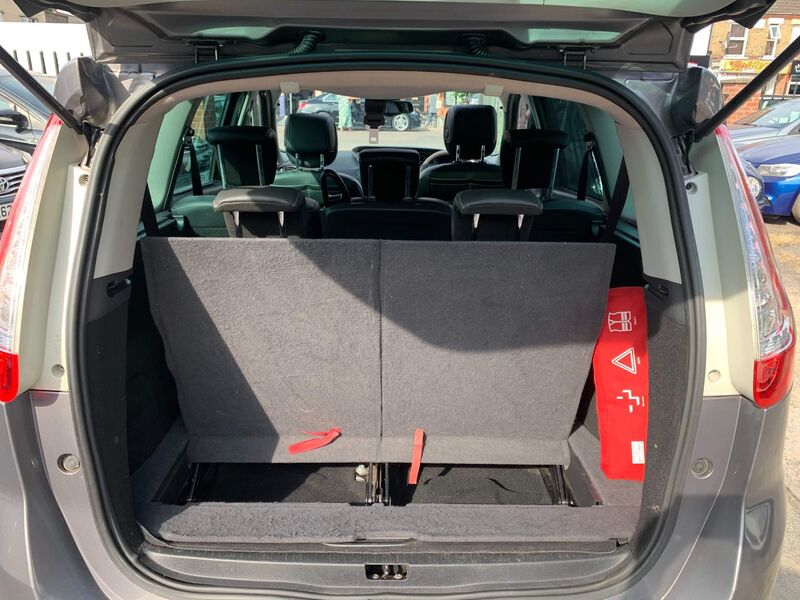 RENAULT GRAND SCENIC