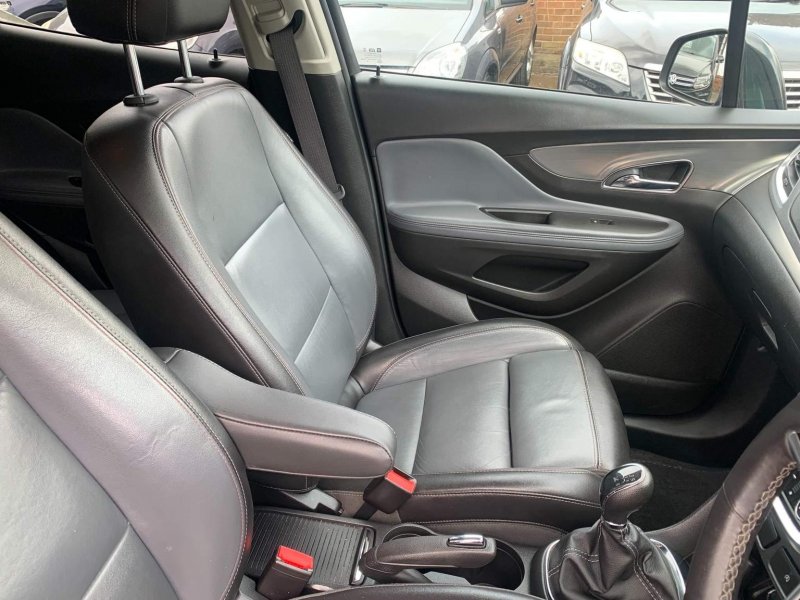 VAUXHALL MOKKA
