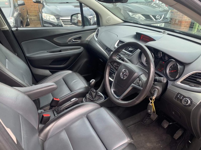 VAUXHALL MOKKA