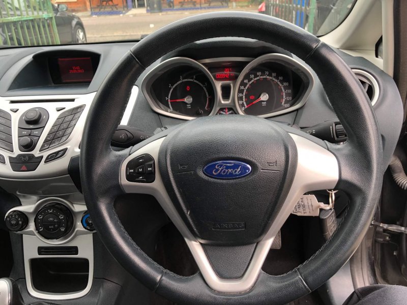 FORD FIESTA
