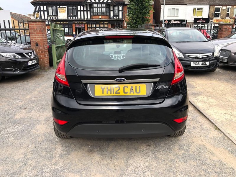 FORD FIESTA