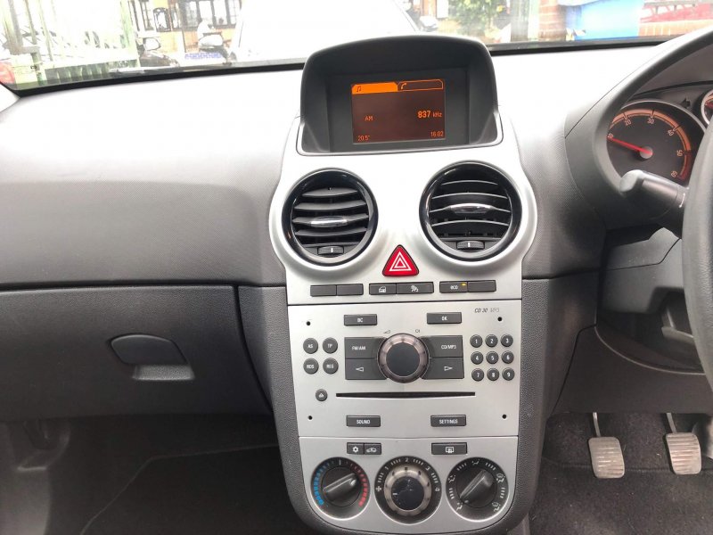 VAUXHALL CORSA