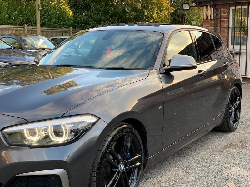 BMW 1 SERIES