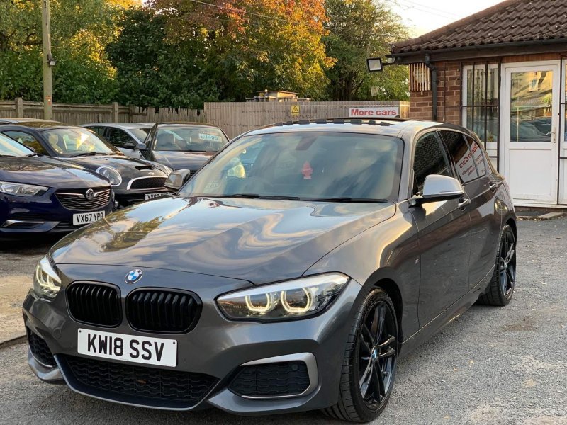 BMW 1 SERIES