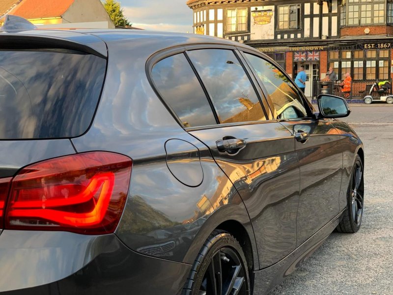 BMW 1 SERIES