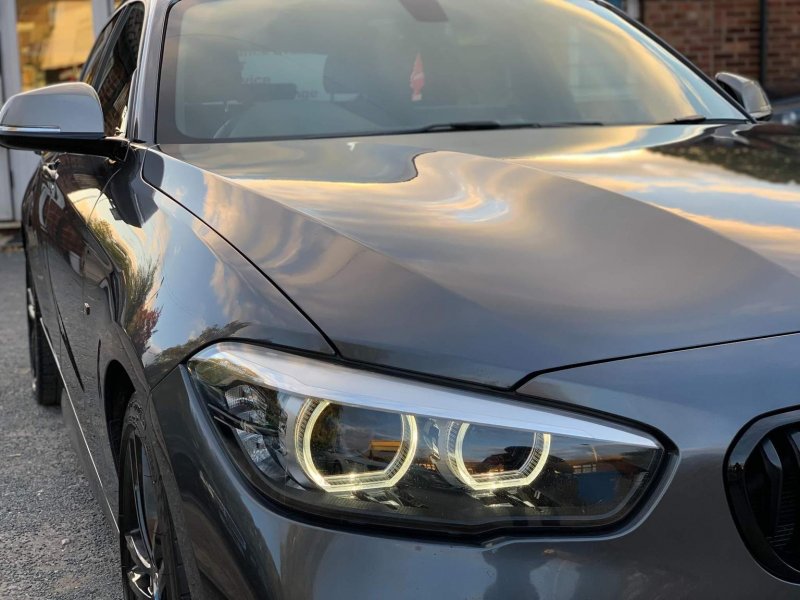 BMW 1 SERIES