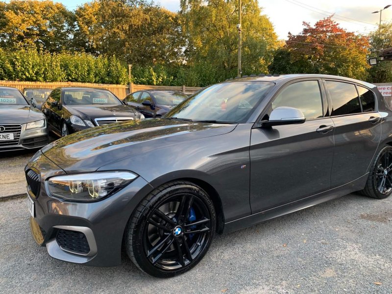 BMW 1 SERIES