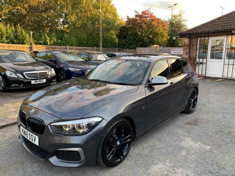 BMW 1 SERIES