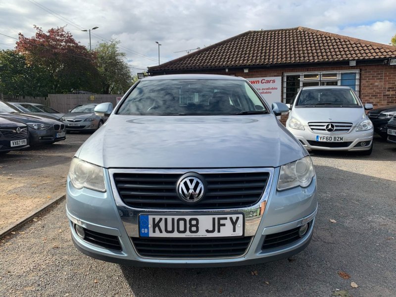 View VOLKSWAGEN PASSAT 2.0 TDI SE DSG Euro 4 4dr