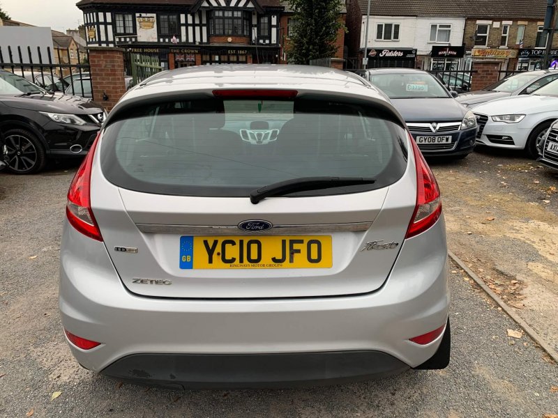FORD FIESTA