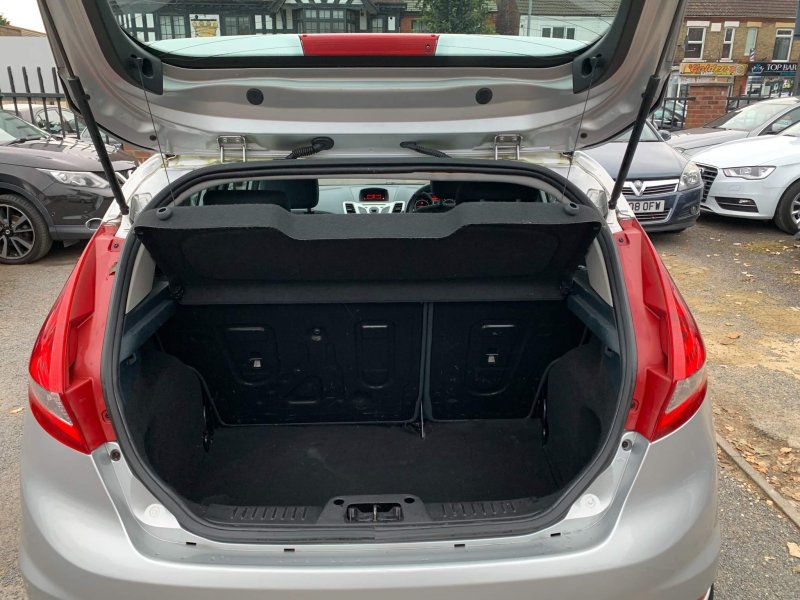 FORD FIESTA