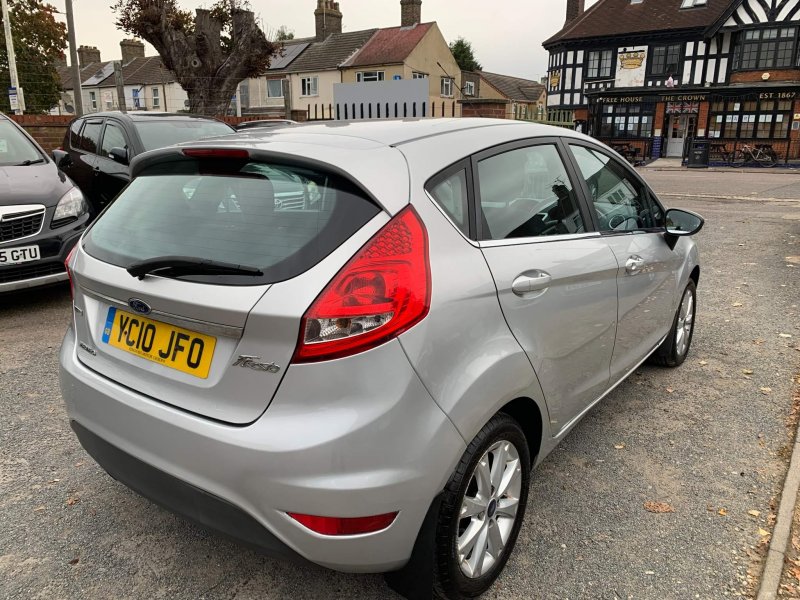 FORD FIESTA