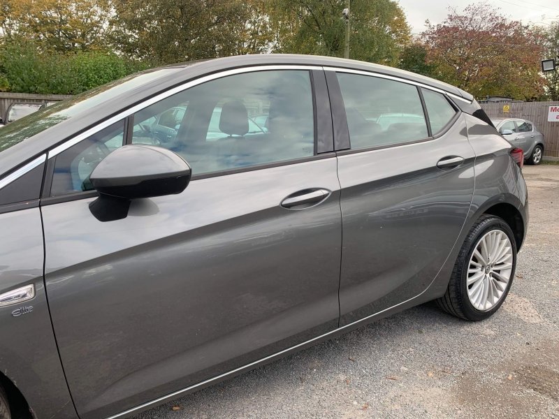 VAUXHALL ASTRA