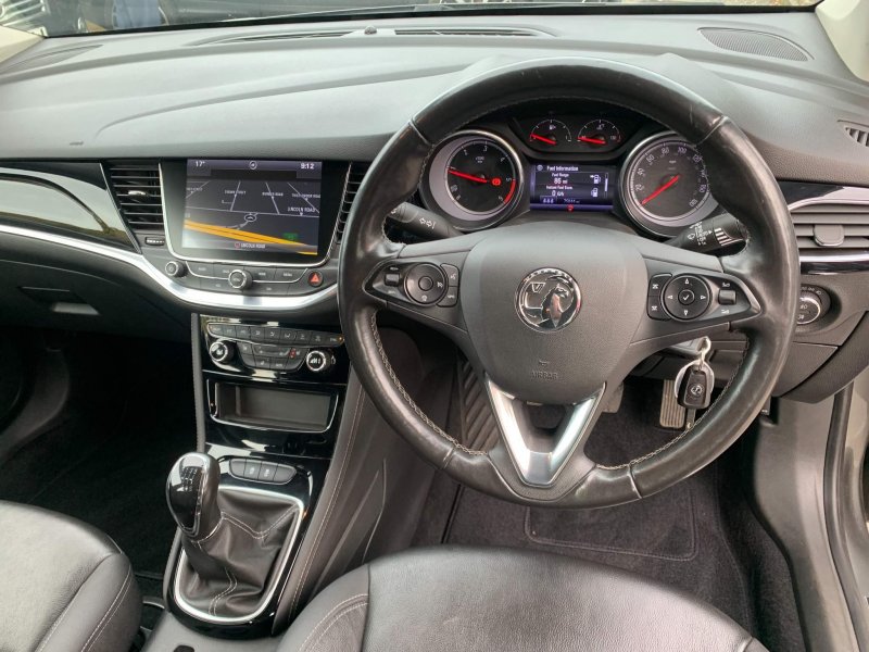 VAUXHALL ASTRA