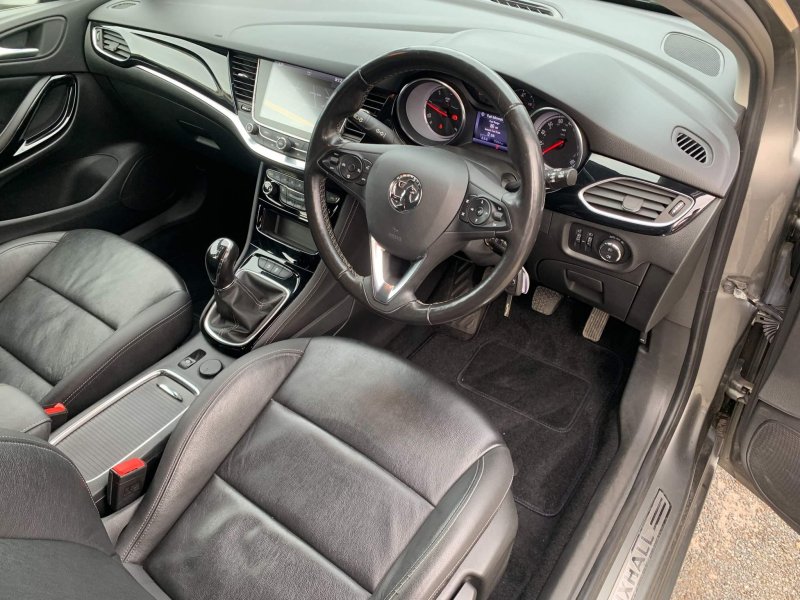 VAUXHALL ASTRA