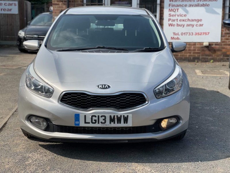 View KIA CEED 1.6 CRDi EcoDynamics 1 Euro 5 (s/s) 5dr