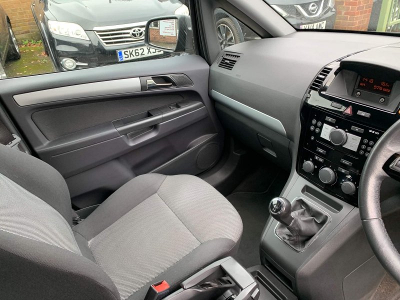 VAUXHALL ZAFIRA
