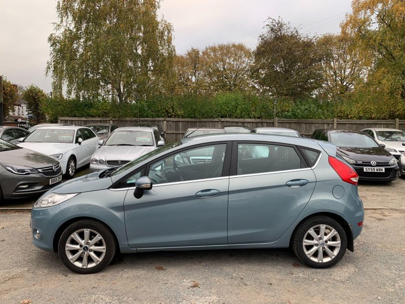 FORD FIESTA