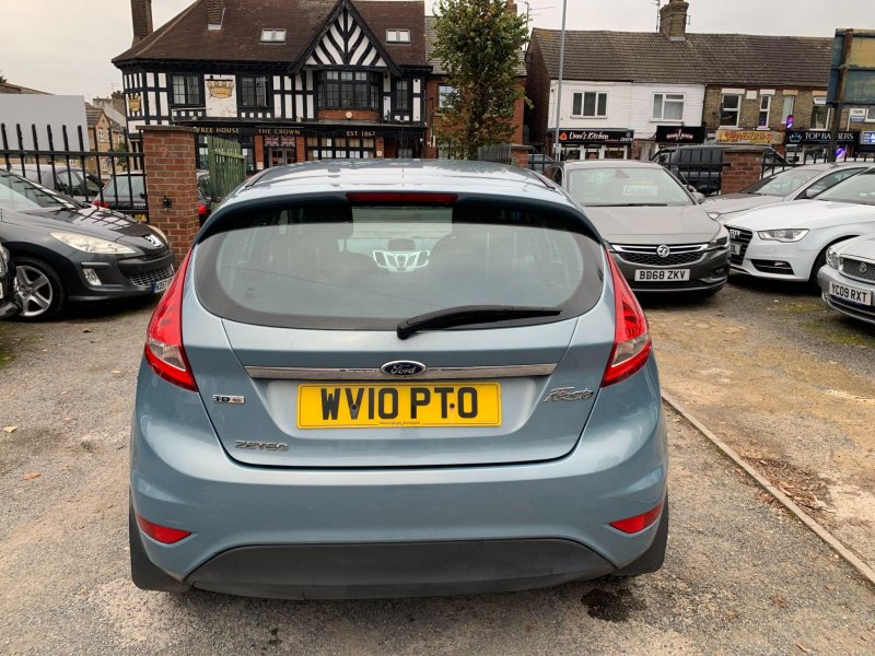 FORD FIESTA