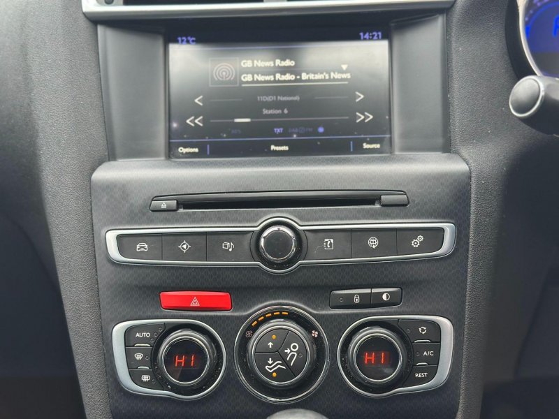 DS AUTOMOBILES DS 4 CROSSBACK