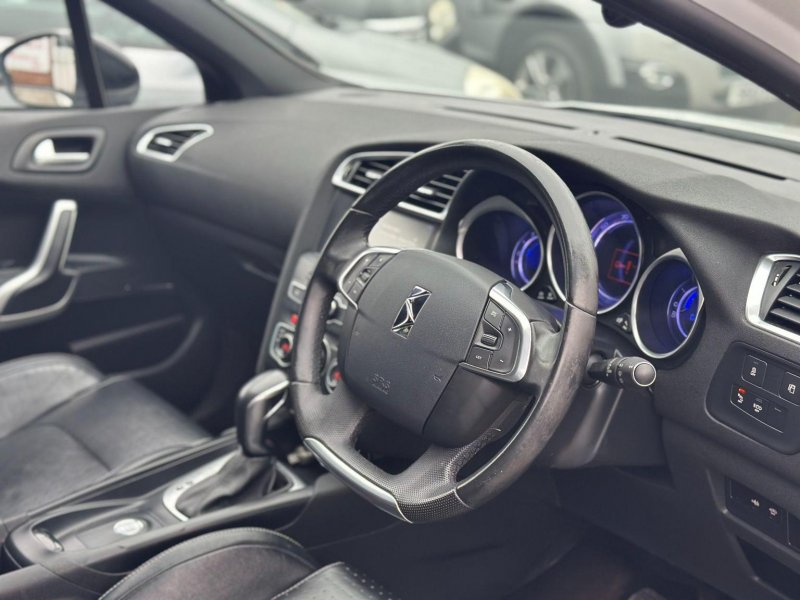 DS AUTOMOBILES DS 4 CROSSBACK