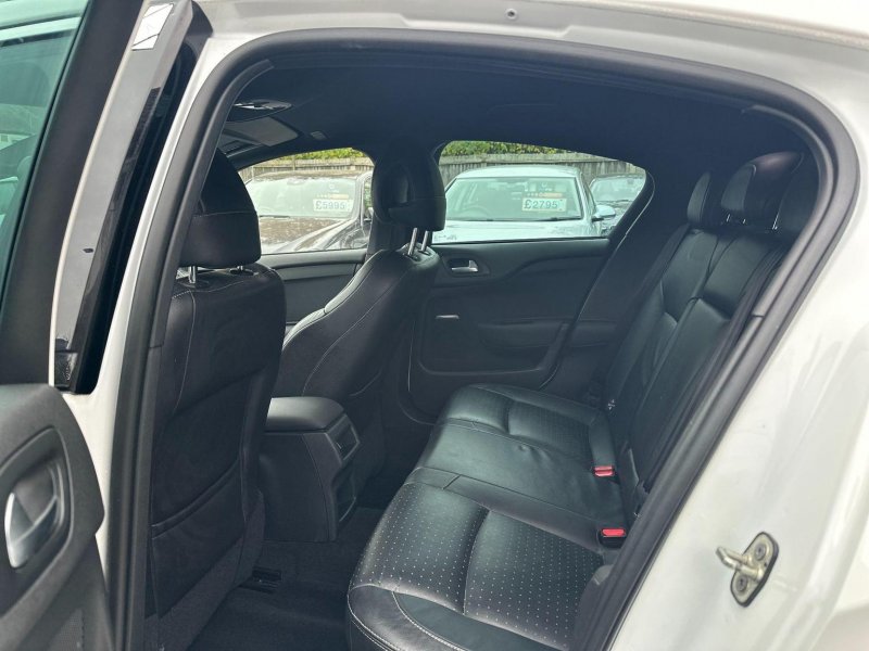 DS AUTOMOBILES DS 4 CROSSBACK