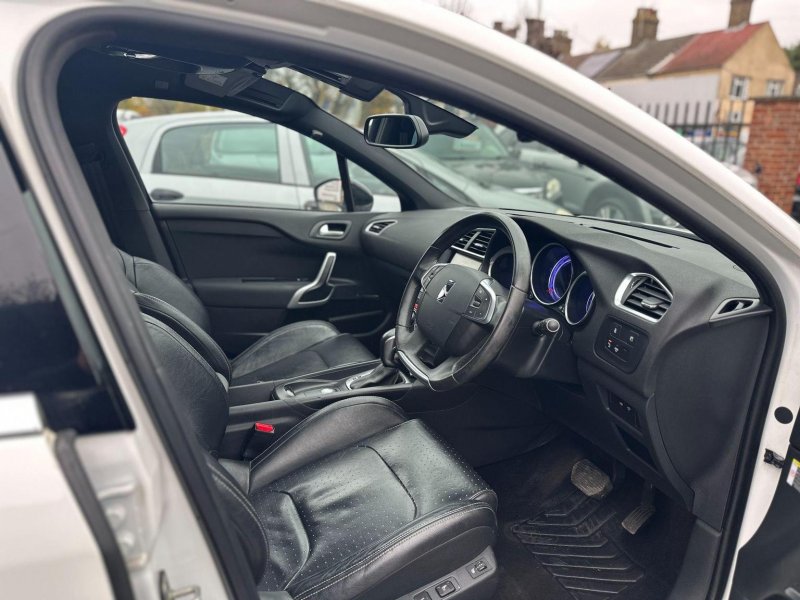 DS AUTOMOBILES DS 4 CROSSBACK