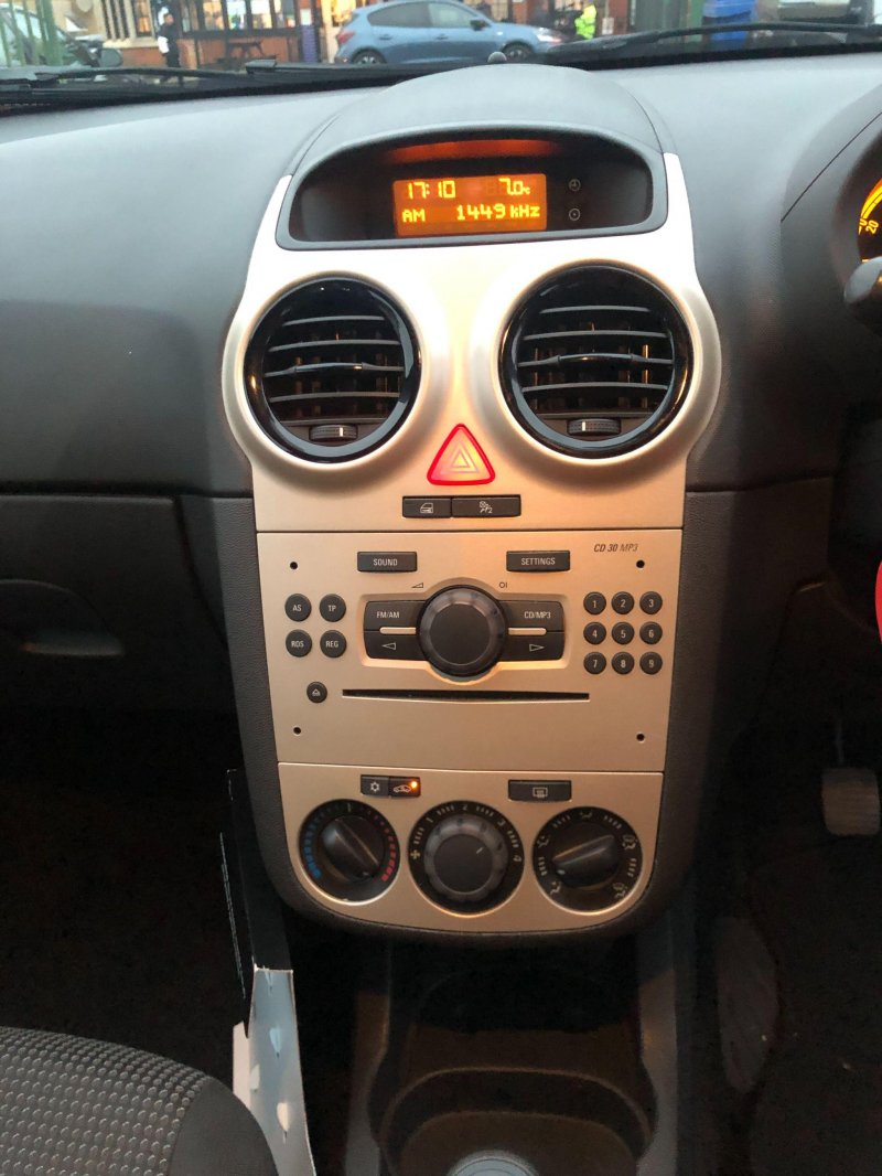 VAUXHALL CORSA