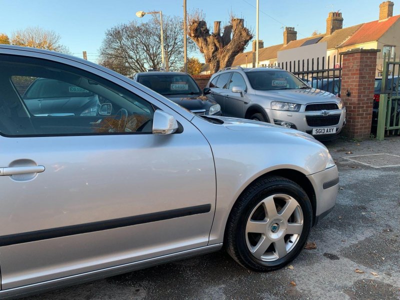 SKODA OCTAVIA