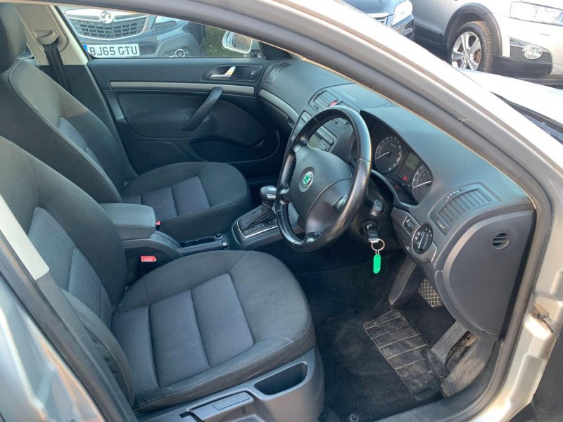 SKODA OCTAVIA