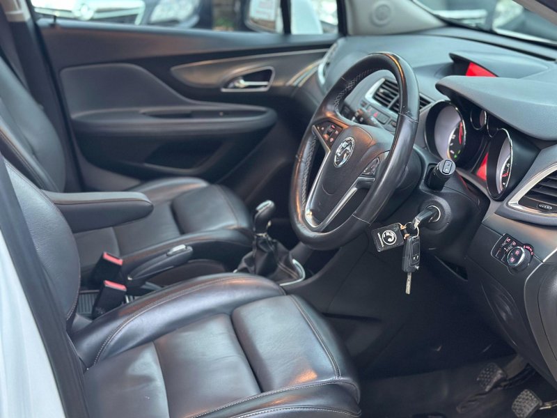 VAUXHALL MOKKA