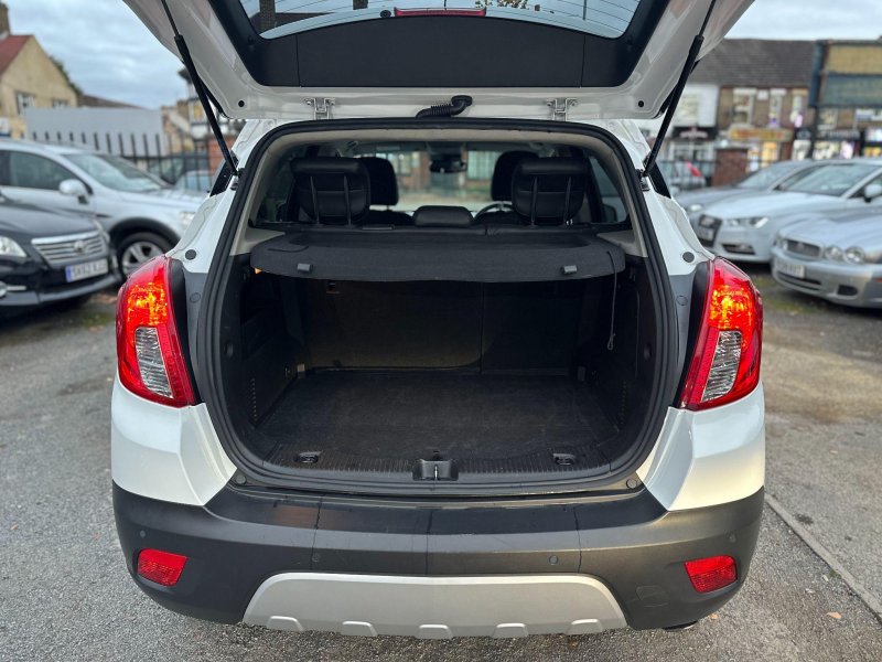VAUXHALL MOKKA