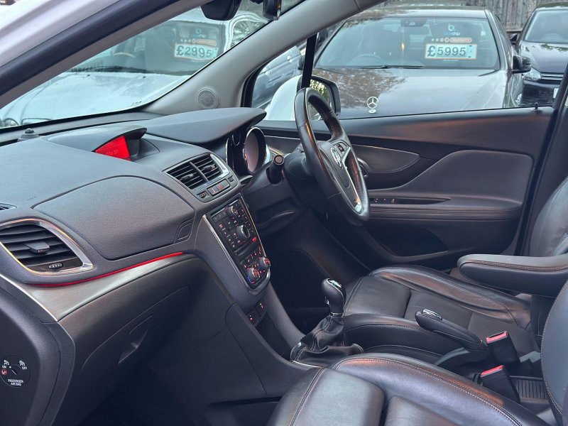 VAUXHALL MOKKA