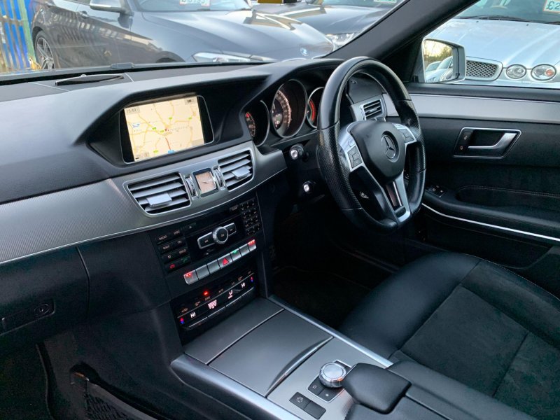 MERCEDES-BENZ E CLASS