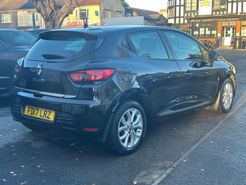 RENAULT CLIO