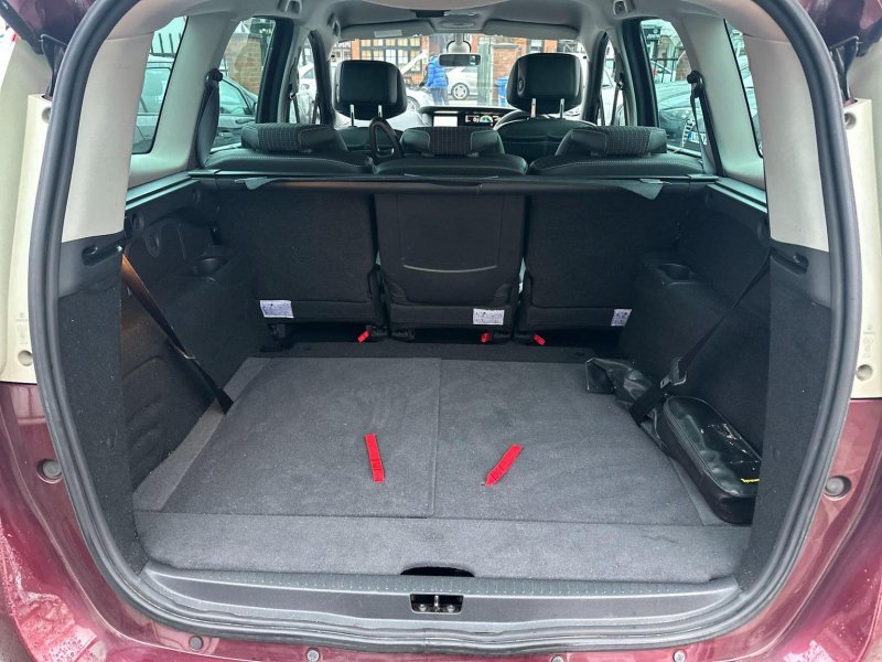RENAULT GRAND SCENIC