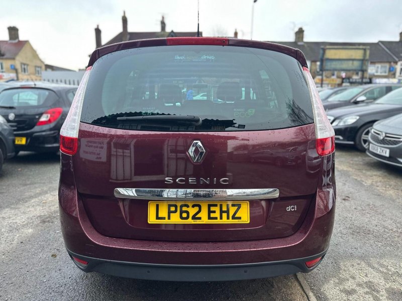 RENAULT GRAND SCENIC