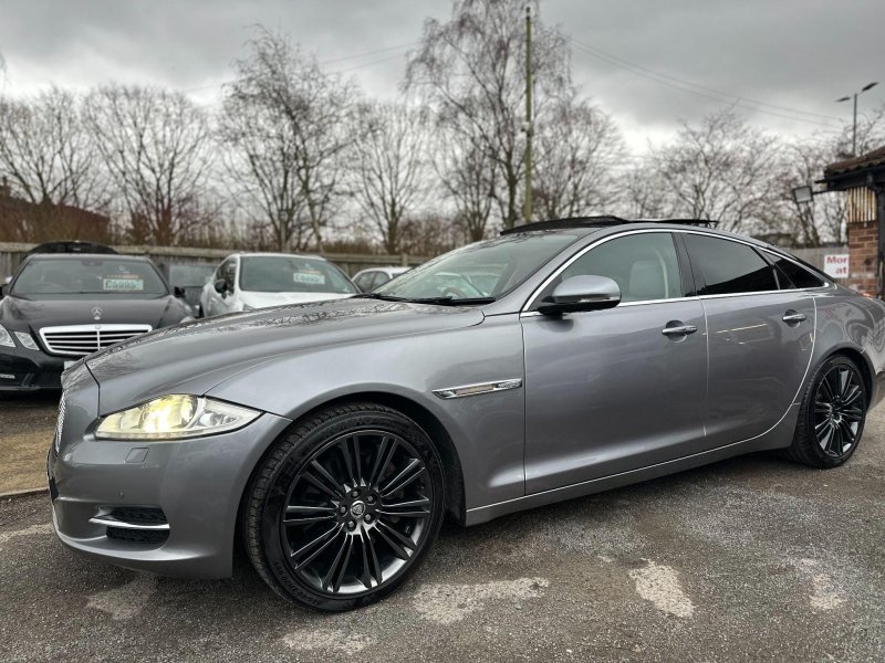 JAGUAR XJ