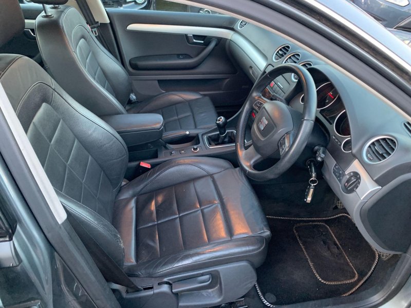 SEAT EXEO