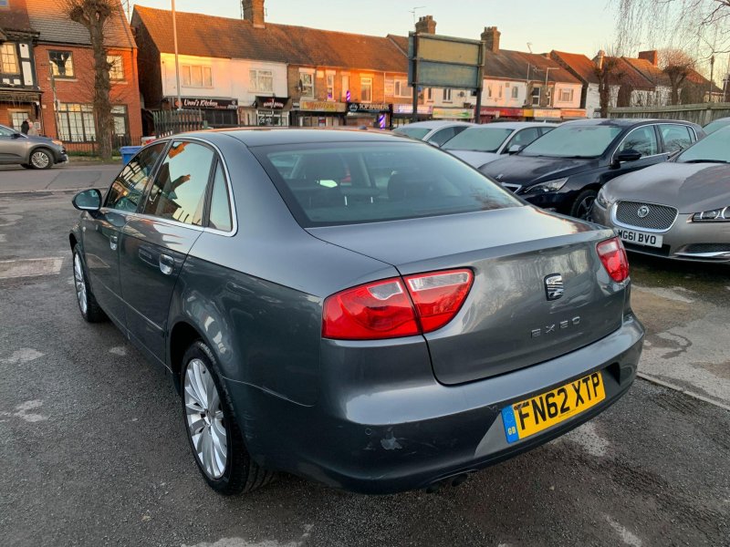 SEAT EXEO