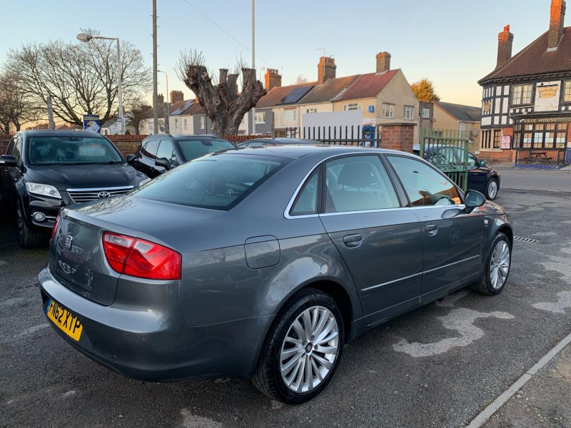 SEAT EXEO