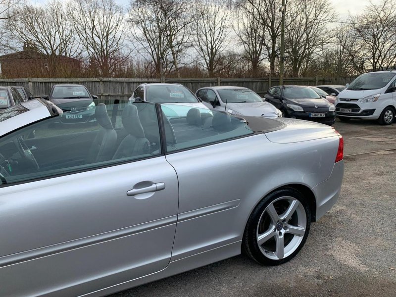 VOLVO C70
