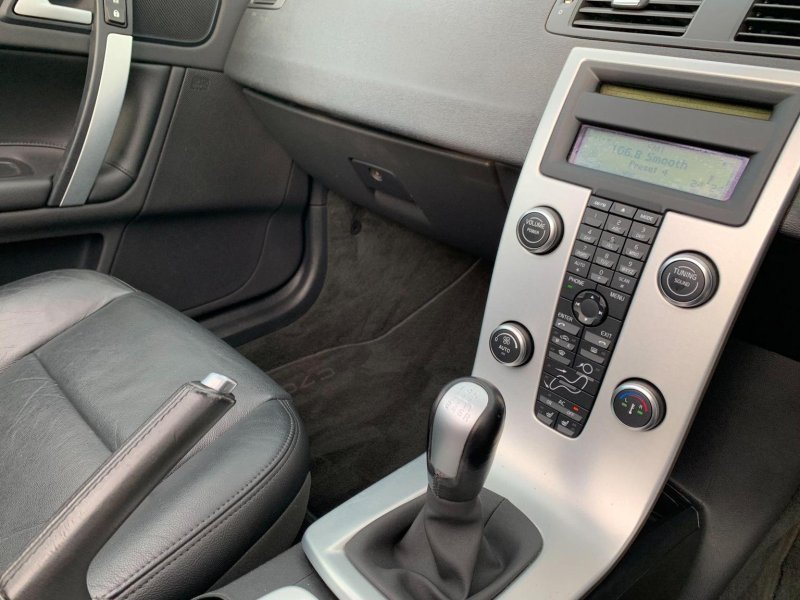 VOLVO C70