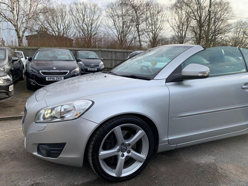 VOLVO C70