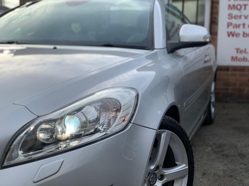 VOLVO C70