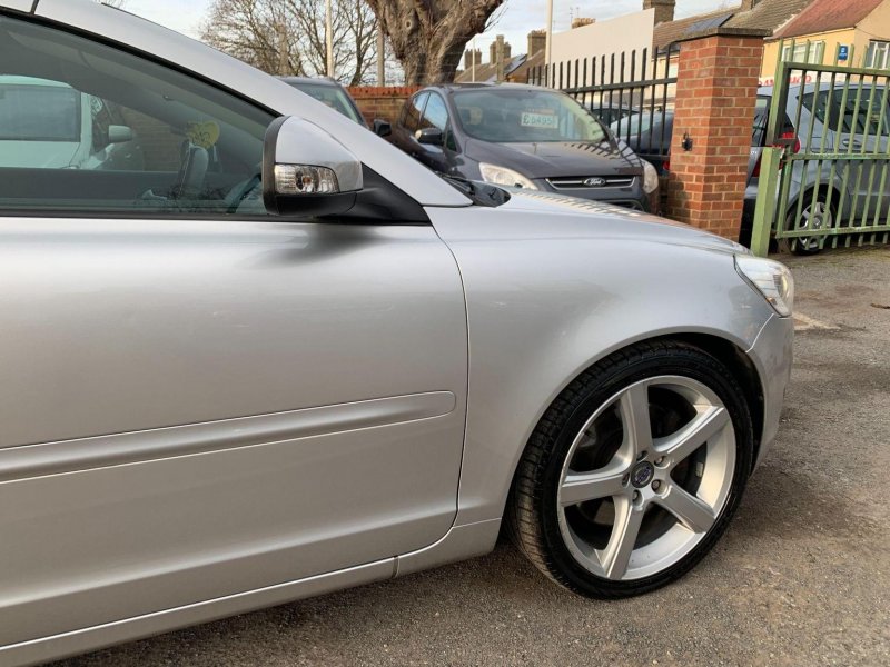 VOLVO C70