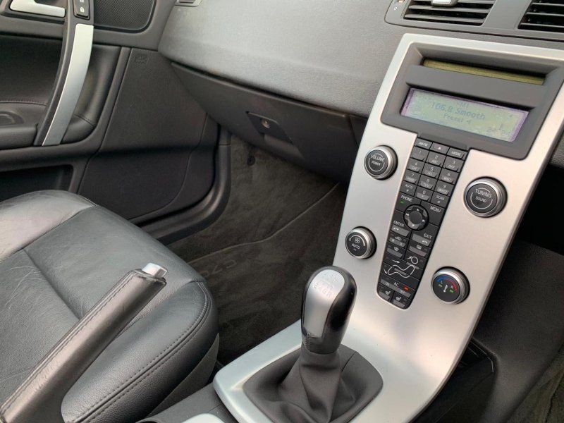 VOLVO C70