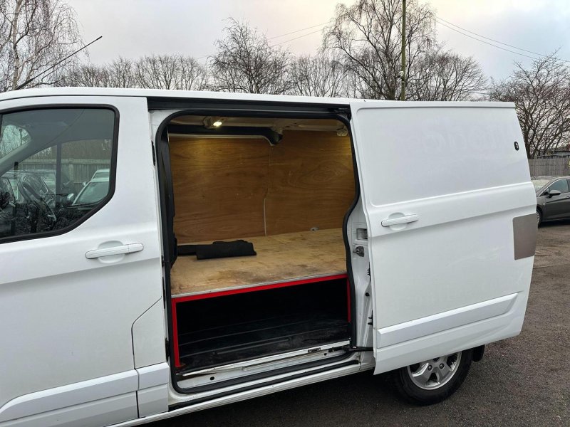 FORD TRANSIT CUSTOM