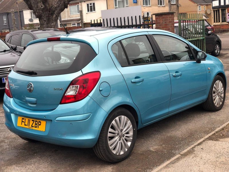 VAUXHALL CORSA