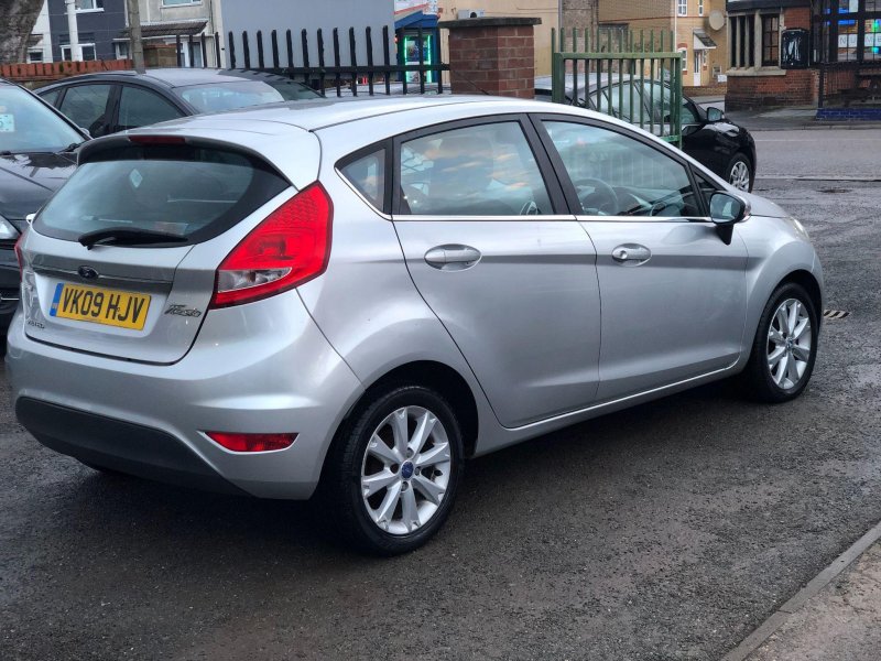 FORD FIESTA